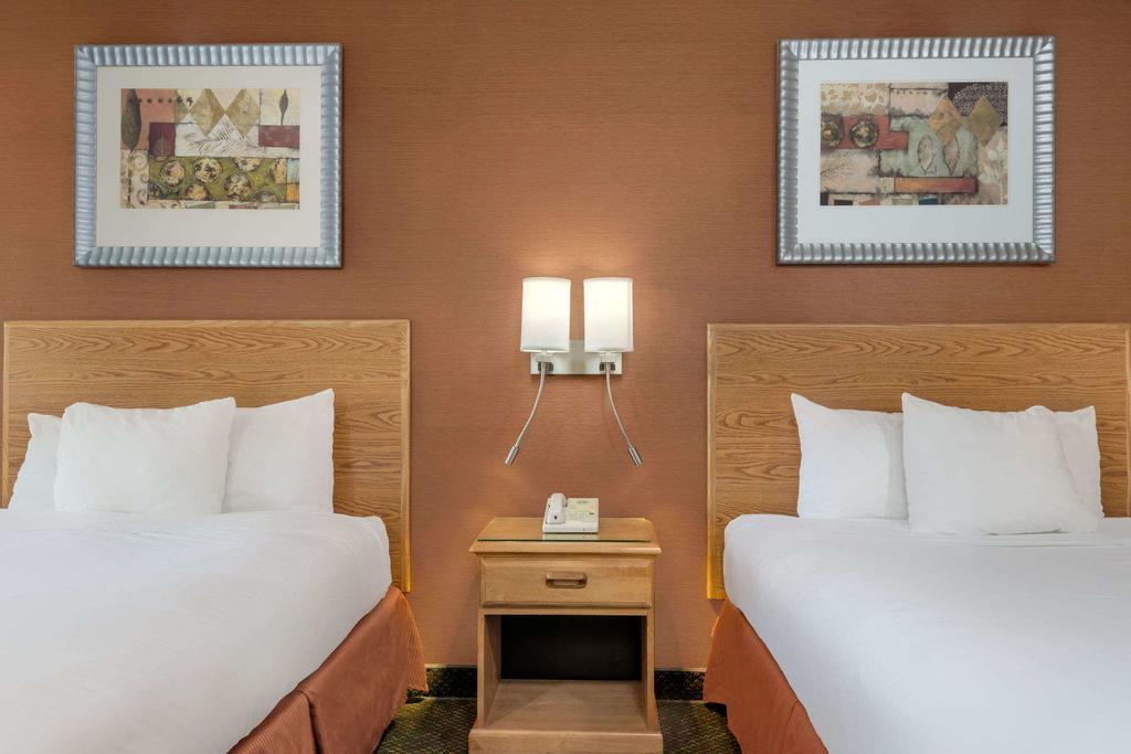 Days Inn By Wyndham Columbus Fairgrounds Екстериор снимка